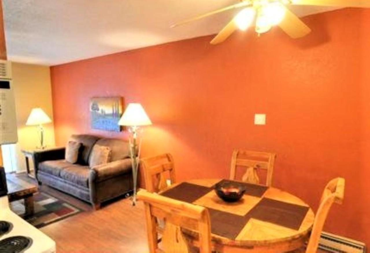 Pinecliff Village Resort 3*