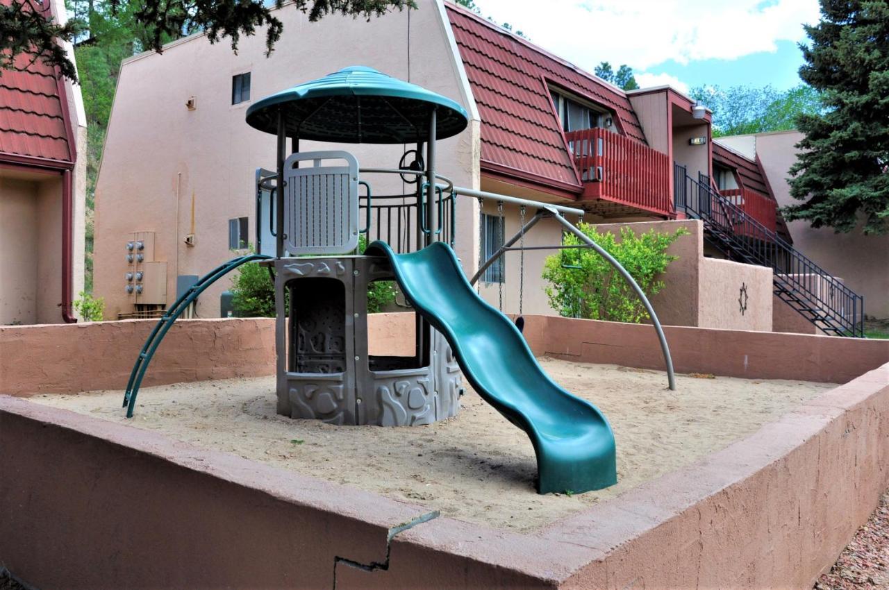 Pinecliff Village Resort